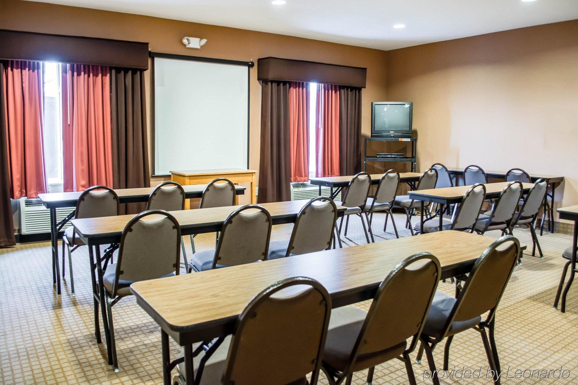 Comfort Inn אמפוריה מראה חיצוני תמונה