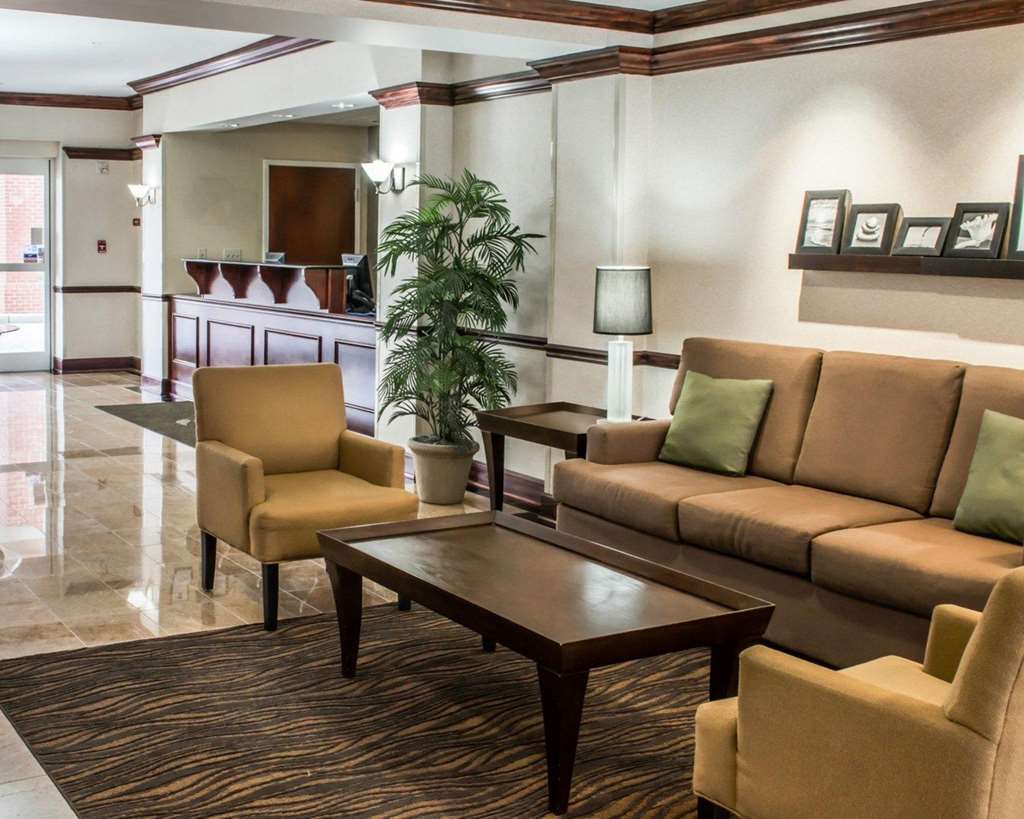 Comfort Inn אמפוריה מראה פנימי תמונה