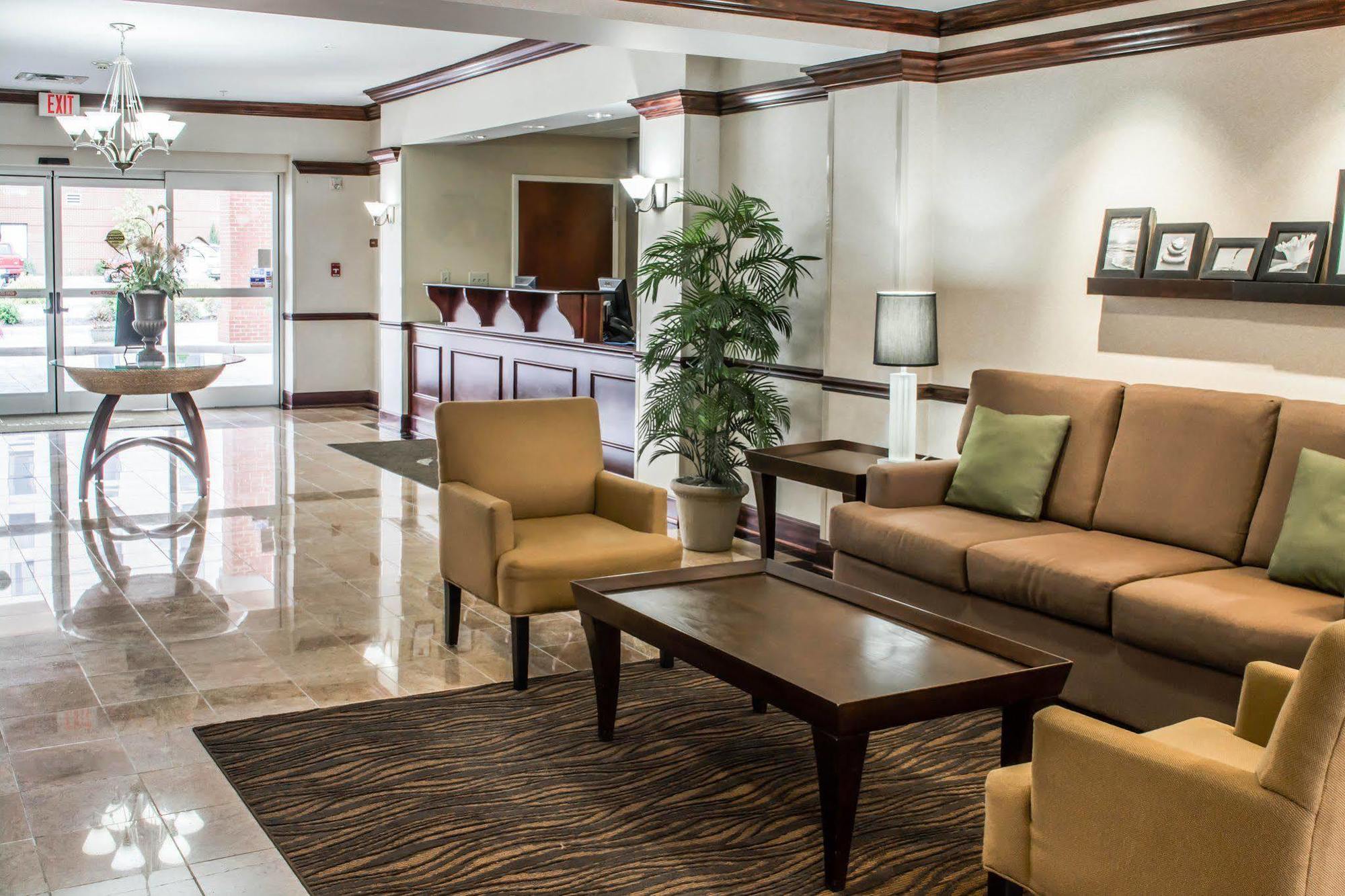 Comfort Inn אמפוריה מראה חיצוני תמונה