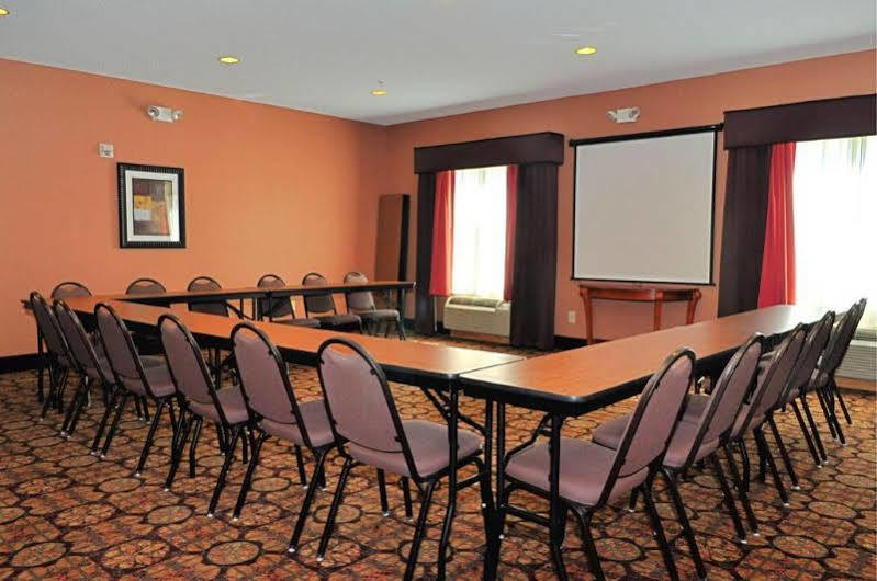 Comfort Inn אמפוריה מראה חיצוני תמונה